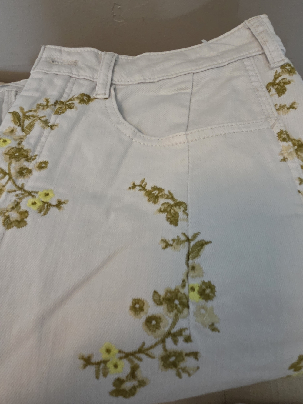DARLING Women's White Floral Wide-Leg Pants Pilcro 31Tall - Picture 5 of 5